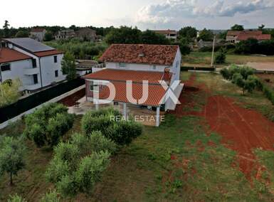 Kuca, Poreč, prodaja, 499000 €, 220 m2