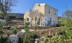 Kuca, Mali Lošinj, Nerezine, prodaja, 670000 €, 111 m2