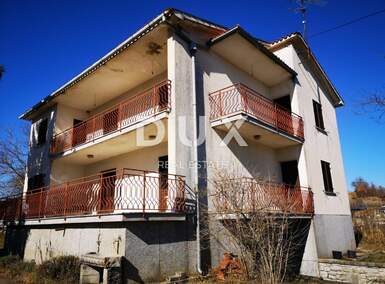 Kuca, Pićan, prodaja, 285000 €, 255 m2