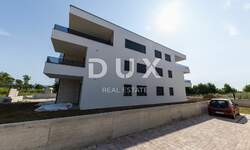 Trosoban stan, Privlaka, prodaja, 262185 €, 79 m2