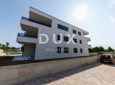 Trosoban stan, Privlaka, prodaja, 262185 €, 79 m2