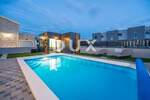 Kuca, Privlaka, prodaja, 610000 €, 160 m2