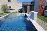 Kuca, Privlaka, prodaja, 610000 €, 160 m2