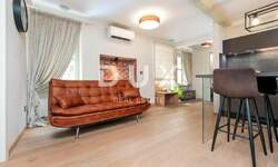 Trosoban stan, Rovinj, prodaja, 350000 €, 58 m2