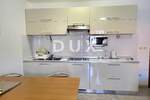 Trosoban stan, Novigrad, prodaja, 270000 €, 75 m2
