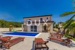 Kuca, Dobrinj, Kras, prodaja, 750000 €, 185 m2