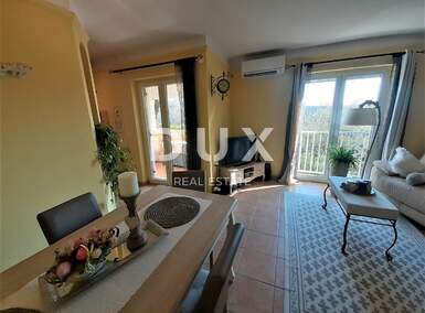 Trosoban stan, Novigrad, prodaja, 312000 €, 61 m2