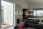 Kuca, Svetvinčenat, najam, 3200 €, 210 m2