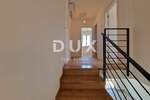 Trosoban stan, Mali Lošinj, Nerezine, prodaja, 325000 €, 75 m2