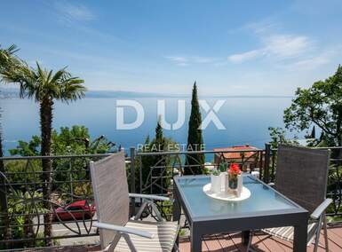 Cetvorosoban stan, Opatija, Opatija - Centar, najam, 1850 €, 140 m2