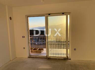 Trosoban stan, Viškovo, Marinići, prodaja, 270000 €, 80 m2