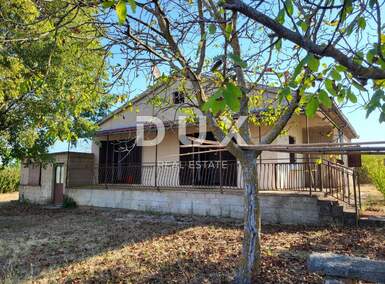 Kuca, Poreč, Baderna, prodaja, 340000 €, 159 m2