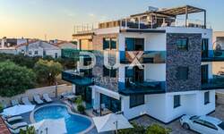 Kuca, Vir, prodaja, 3113000 €, 550 m2