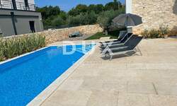 Trosoban stan, Tar-Vabriga, Tar, prodaja, 330000 €, 71 m2