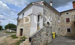 Kuca, Poreč, prodaja, 335000 €, 350 m2