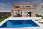 Zemljiste, Poreč, prodaja, 115000 €, 553 m2