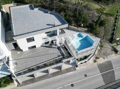 Kuca, Crikvenica, Dramalj, prodaja, 630000 €, 198 m2
