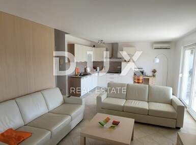 Trosoban stan, Umag, Zambratija, prodaja, 435000 €, 142 m2