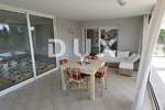 Trosoban stan, Umag, Zambratija, prodaja, 435000 €, 142 m2