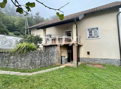 Kuca, Otočac, prodaja, 330000 €, 140 m2