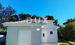 Kuca, Poreč, prodaja, 675000 €, 188 m2
