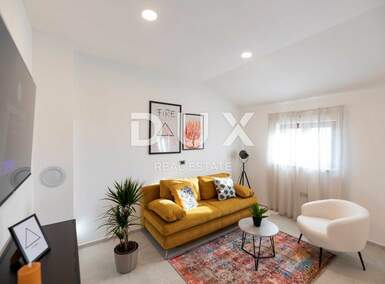 Trosoban stan, Poreč, prodaja, 250000 €, 63 m2