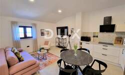 Trosoban stan, Poreč, prodaja, 250000 €, 57 m2