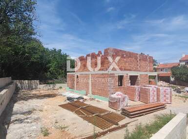 Kuca, Dobrinj, Polje, prodaja, 365000 €, 192 m2