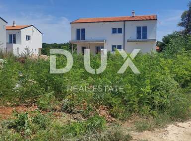 Zemljiste, Višnjan, prodaja, 160000 €, 530 m2