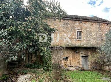Kuca, Supetar, prodaja, 571000 €, 350 m2