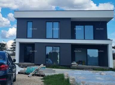 Kuca, Pula, prodaja, 690000 €, 180 m2