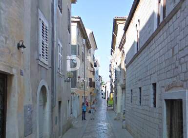 Stan, Poreč, prodaja, 350000 €, 123 m2