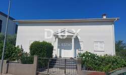 Kuca, Poreč, prodaja, 460000 €, 200 m2