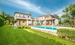 Kuca, Višnjan, prodaja, 2075000 €, 585 m2