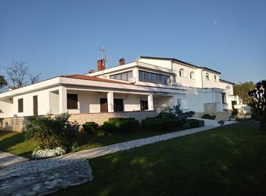 Apartman, Poreč, Buići, prodaja, 2075000 €, 1100 m2