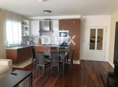 Cetvorosoban stan, Opatija, Ičići, najam, 1500 €, 120 m2