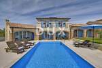 Kuca, Medulin, prodaja, 2000000 €, 220 m2