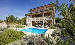 Kuca, Krk, Linardići, prodaja, 1030000 €, 430 m2