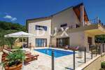 Kuca, Kostrena, prodaja, 1350000 €, 250800 m2