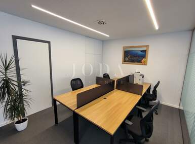 Poslovni prostor, Rijeka, Centar, najam, 1800 €, 96 m2