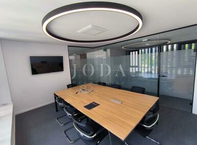 Poslovni prostor, Rijeka, Centar, najam, 2700 €, 157 m2