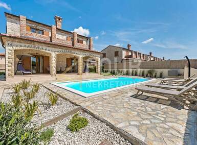 Kuca, Svetvinčenat, prodaja, 540000 €, 154 m2