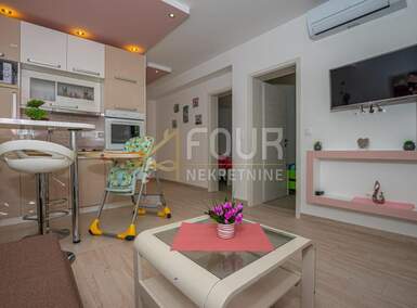 Jednosoban stan, Crikvenica, najam, 450 €, 50 m2