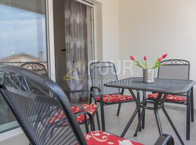 Trosoban stan, Crikvenica, najam, 1000 €, 50 m2