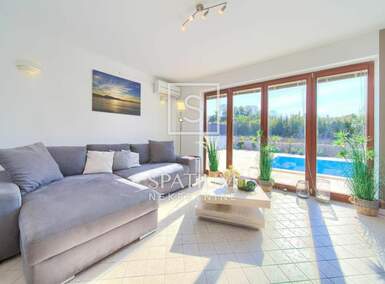 Kuca, Malinska-Dubašnica, Ljutići, prodaja, 650000 €, 158 m2