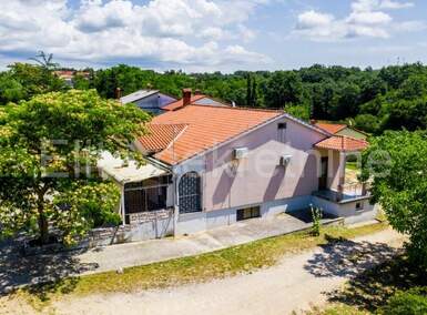 Kuca, Žminj, prodaja, 560000 €, 280 m2
