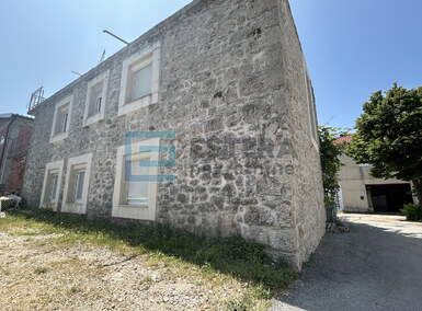 Kuca, Pakoštane, prodaja, 270000 €, 152 m2