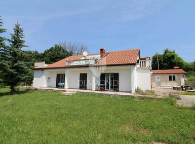 Kuca, Labin, prodaja, 299000 €, 300 m2