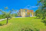 Kuca, Buje, Momjan, prodaja, 780000 €, 350 m2