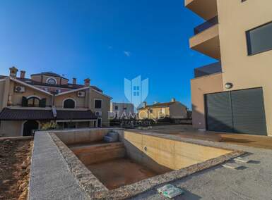 Cetvorosoban stan, Medulin, Banjole, prodaja, 611000 €, 129 m2